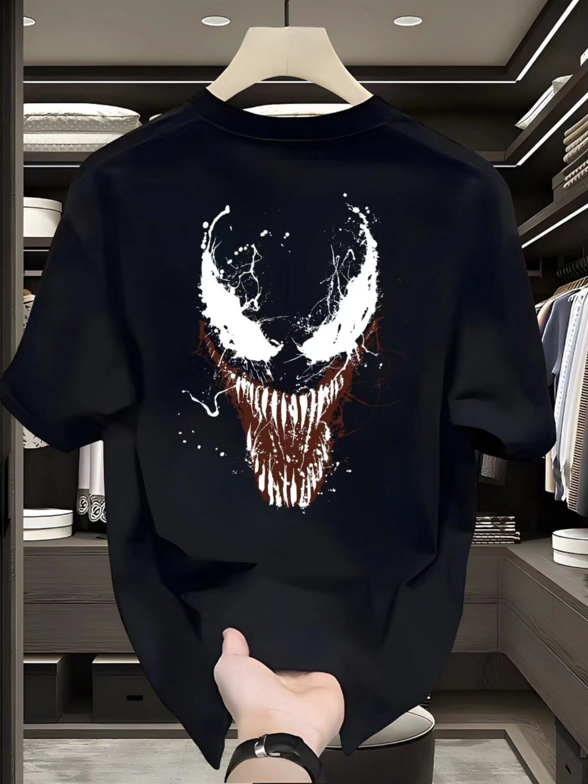 e8245457e206294e32f691ffa4e2a54a Venom Face Splatter Graphic Oversized Black T-Shirt - Image 1